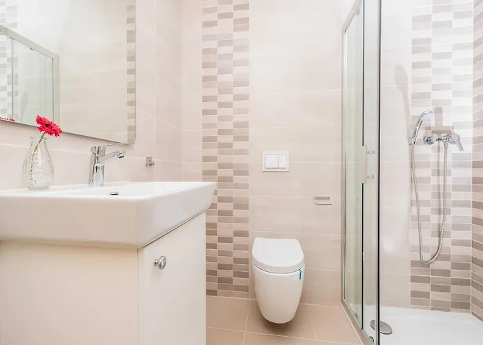Luxury Escape With Swimming Pool & Modern Design - Four Bedroom With Private Pool 1 וילה *