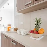 Luxury Escape With Swimming Pool & Modern Design - Four Bedroom With Private Pool 1