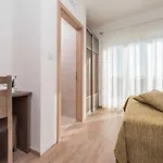 Luxury Escape With Swimming Pool & Modern Design - Four Bedroom With Private Pool 1
