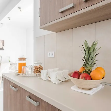 Luxury Escape With Swimming Pool & Modern Design - Four Bedroom With Private Pool 1